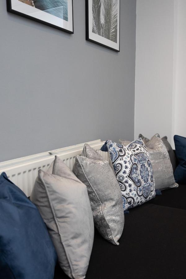 Charming Apartment In The Heart Of Pimlico London Exterior photo